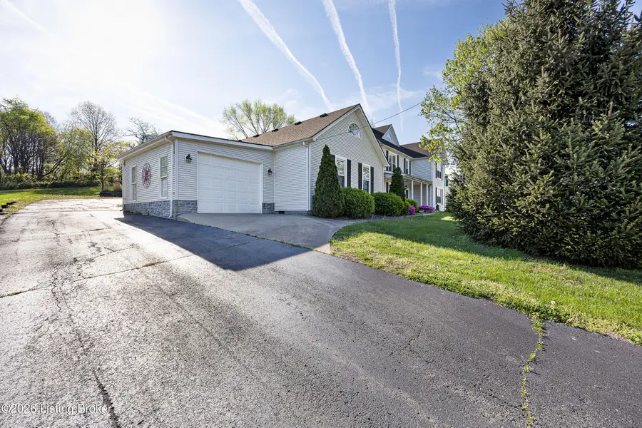 110 Holy Cross Rd, Loretto, KY 40037 - #3