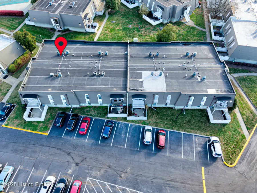 714 La Fontenay Ct, Louisville, KY 40223 - #3