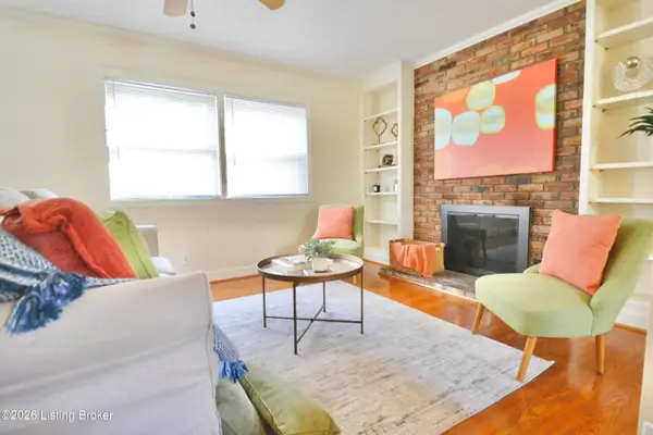 822 Circle Hill Rd, Louisville, KY 40207