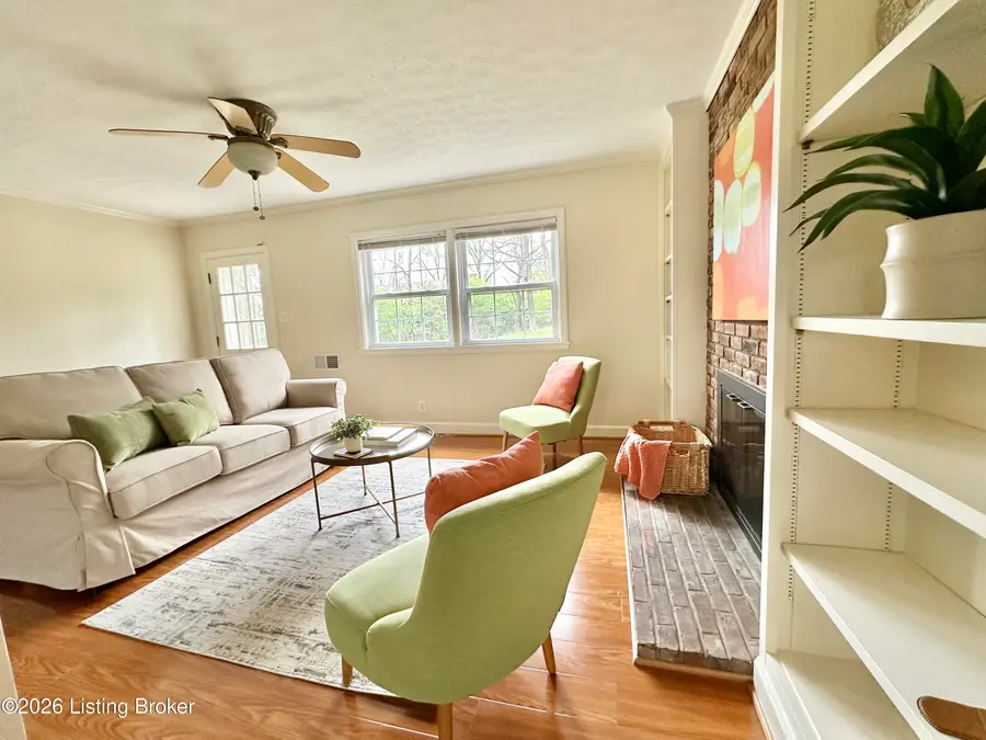 822 Circle Hill Rd, Louisville, KY 40207 - #2