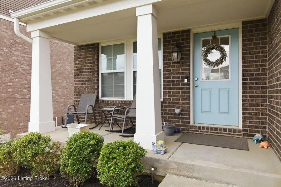 11202 Comfort Ct, Louisville, KY 40229 - #2