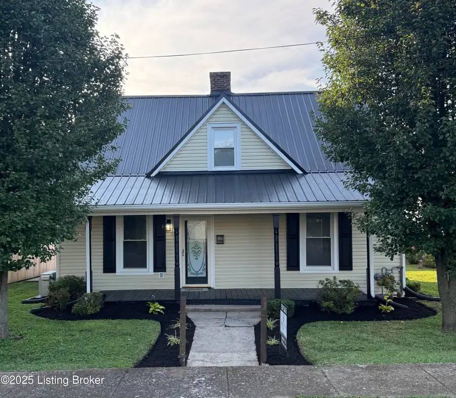 209 W High St, Lebanon, KY 40033 - #2