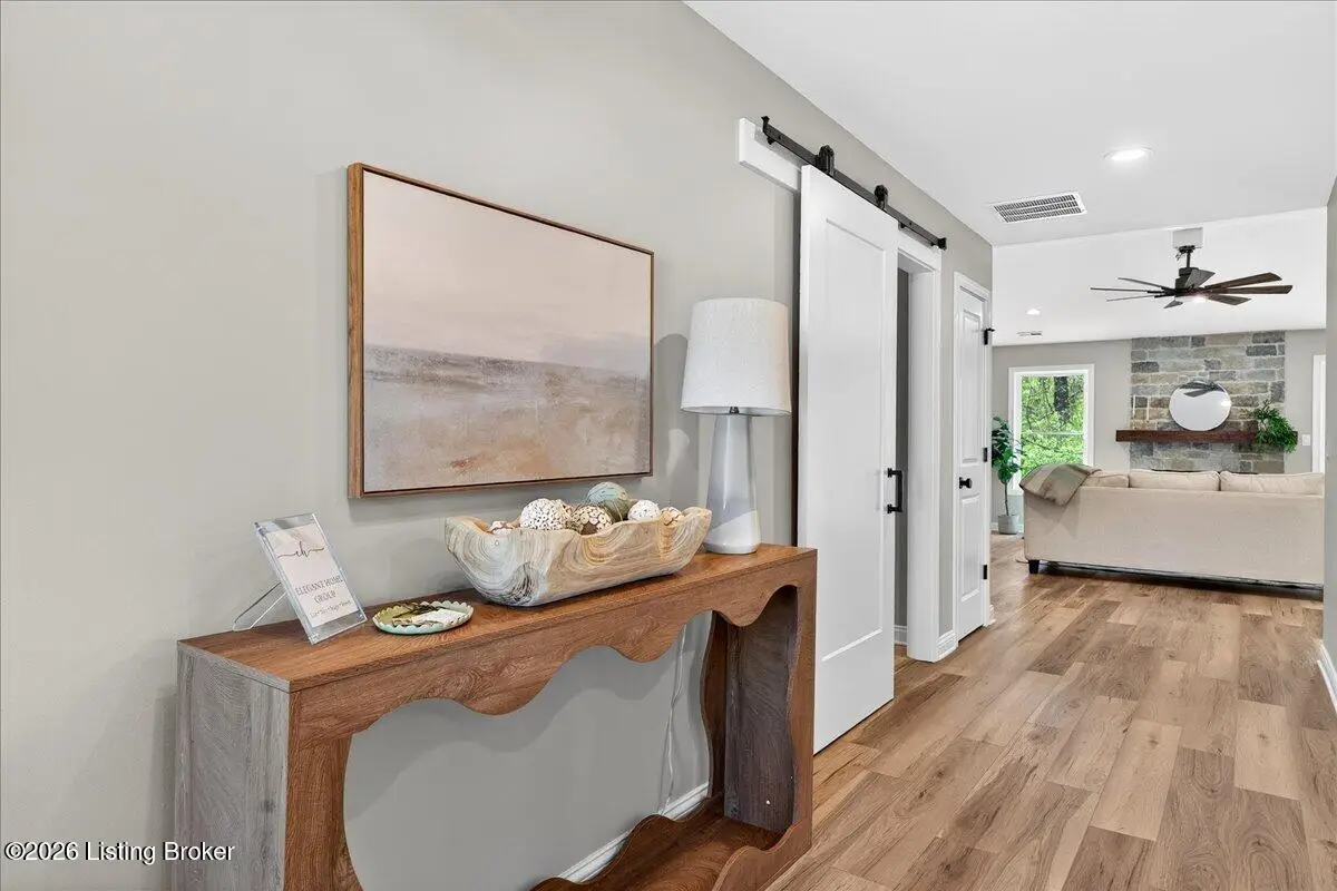 8207 Roseborough Rd, Louisville, KY 40228 - #1