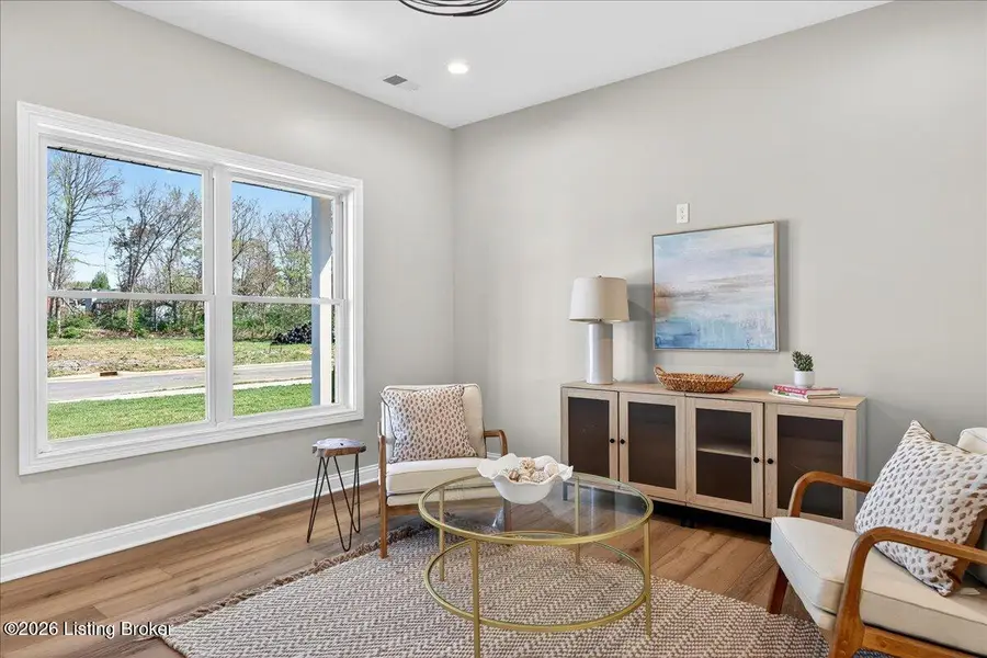 8205 Roseborough Rd, Louisville, KY 40228 - #3