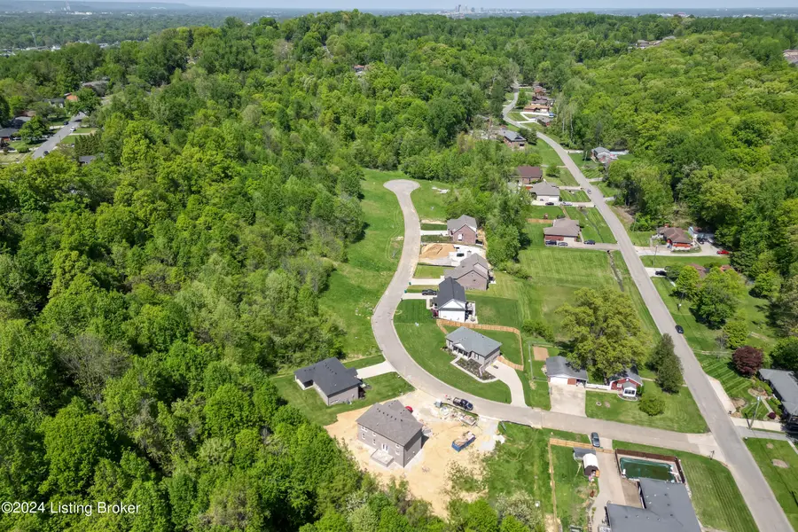 3423 Westhill Cir, Louisville, KY 40214 - #2