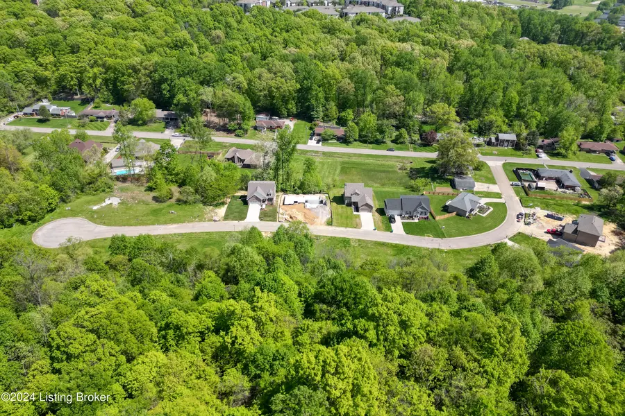 3423 Westhill Cir, Louisville, KY 40214 - #3