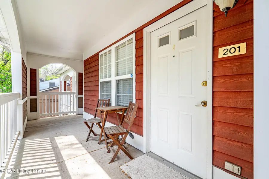 250 Crescent Hill Pl #APT 201, Louisville, KY 40206 - #2