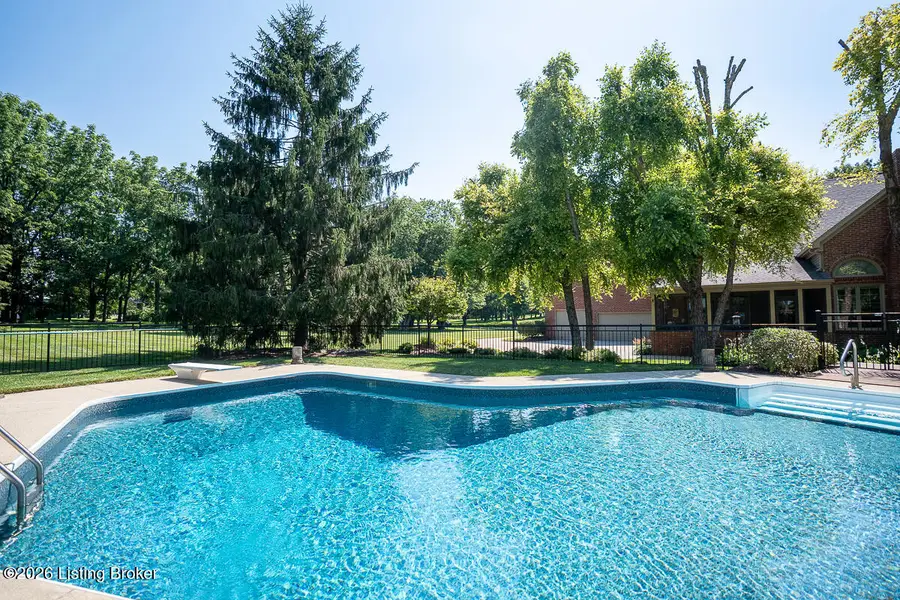 3616 Constantine Dr, Prospect, KY 40059 - #2