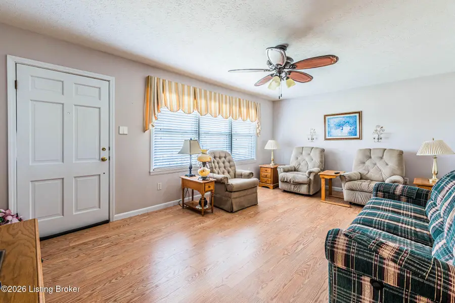 50 Willie Hogan Rd, Brownsville, KY 42210 - #2