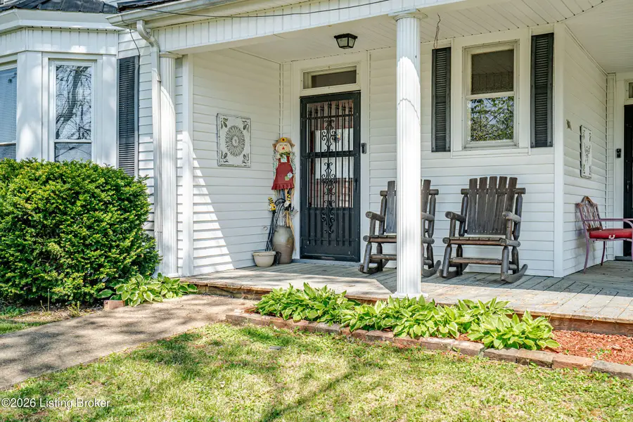 301 E Main St, Bradfordsville, KY 40009 - #3