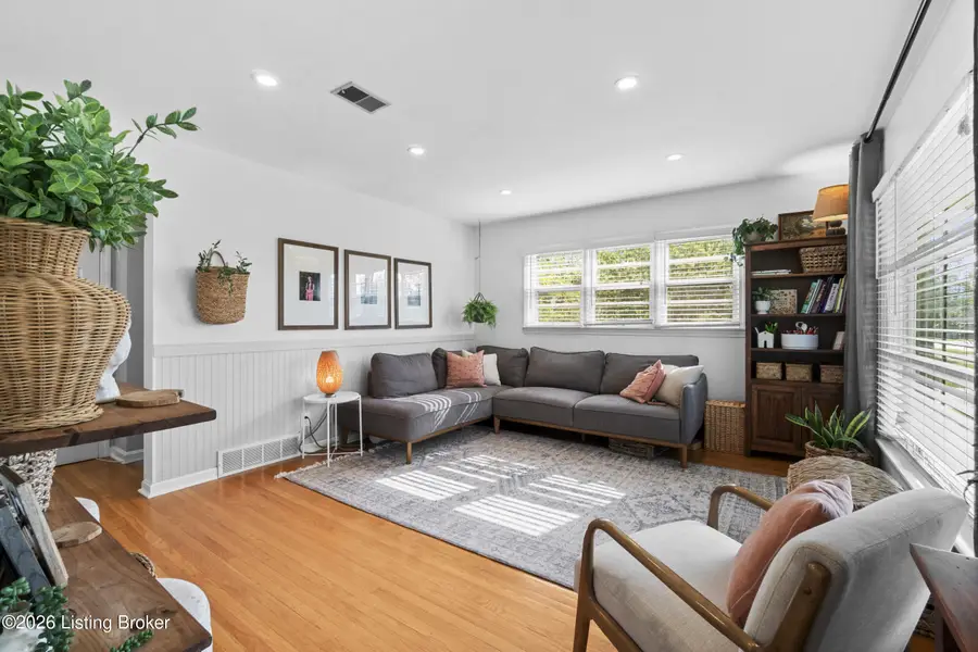 3900 Pembroke Rd, Louisville, KY 40220 - #3