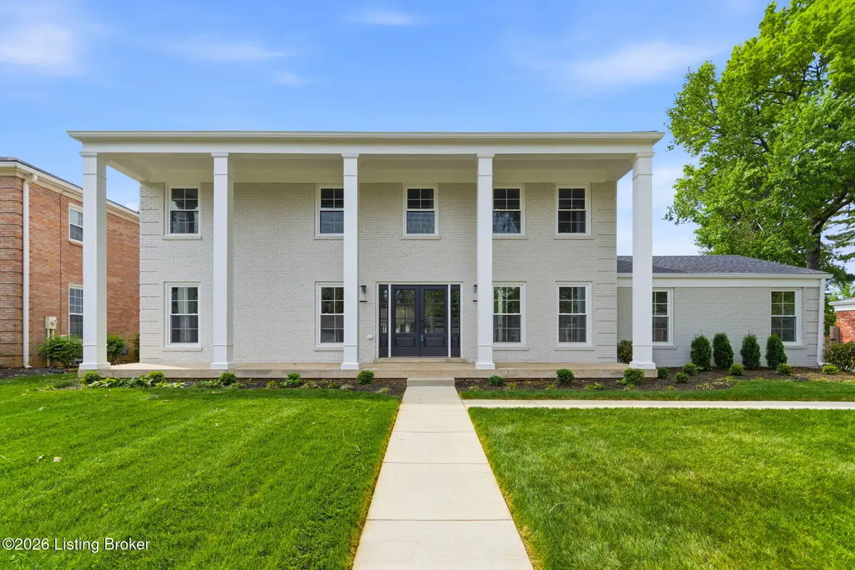 8618 Nottingham Pkwy, Louisville, KY 40222 - #1