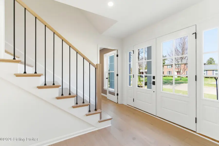 8618 Nottingham Pkwy, Louisville, KY 40222 - #3