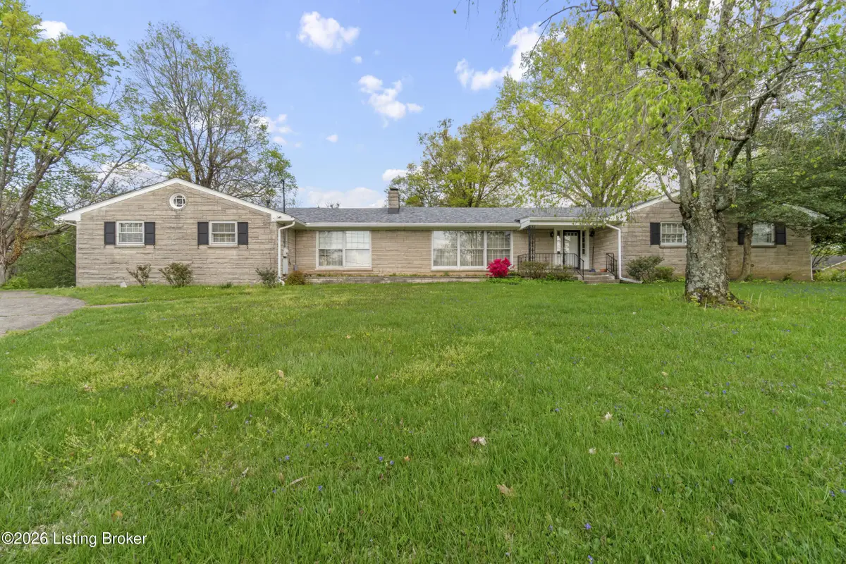 4621 Glen Rose Rd, Louisville, KY 40229 - #1