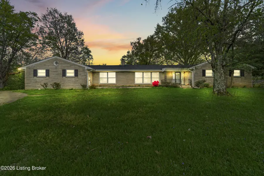 4621 Glen Rose Rd, Louisville, KY 40229 - #2