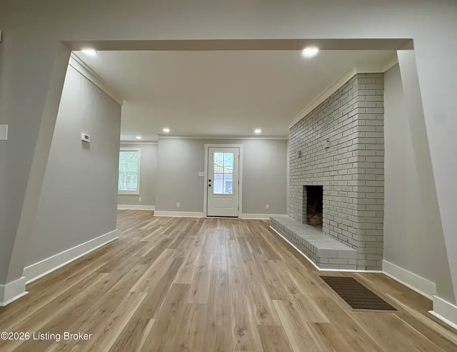 7710 Greenwood Rd, Louisville, KY 40258 - #2