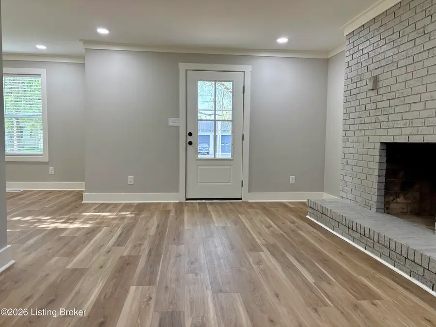 7710 Greenwood Rd, Louisville, KY 40258 - #3