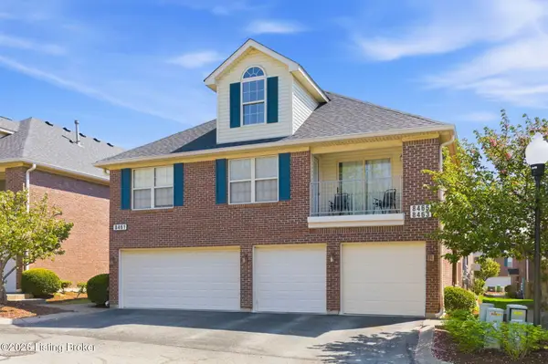 8461 Grand Trevi Dr, Louisville, KY 40228
