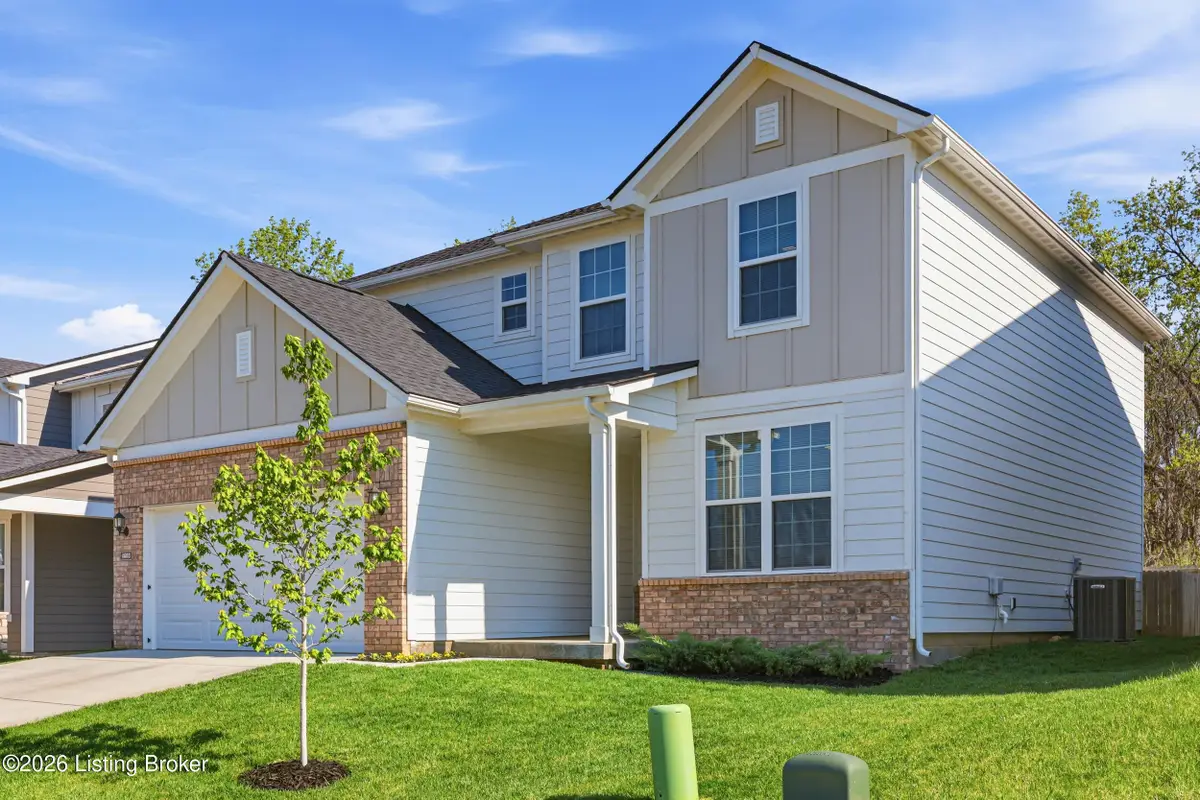 4603 Golden Eagle Dr, Louisville, KY 40245 - #1