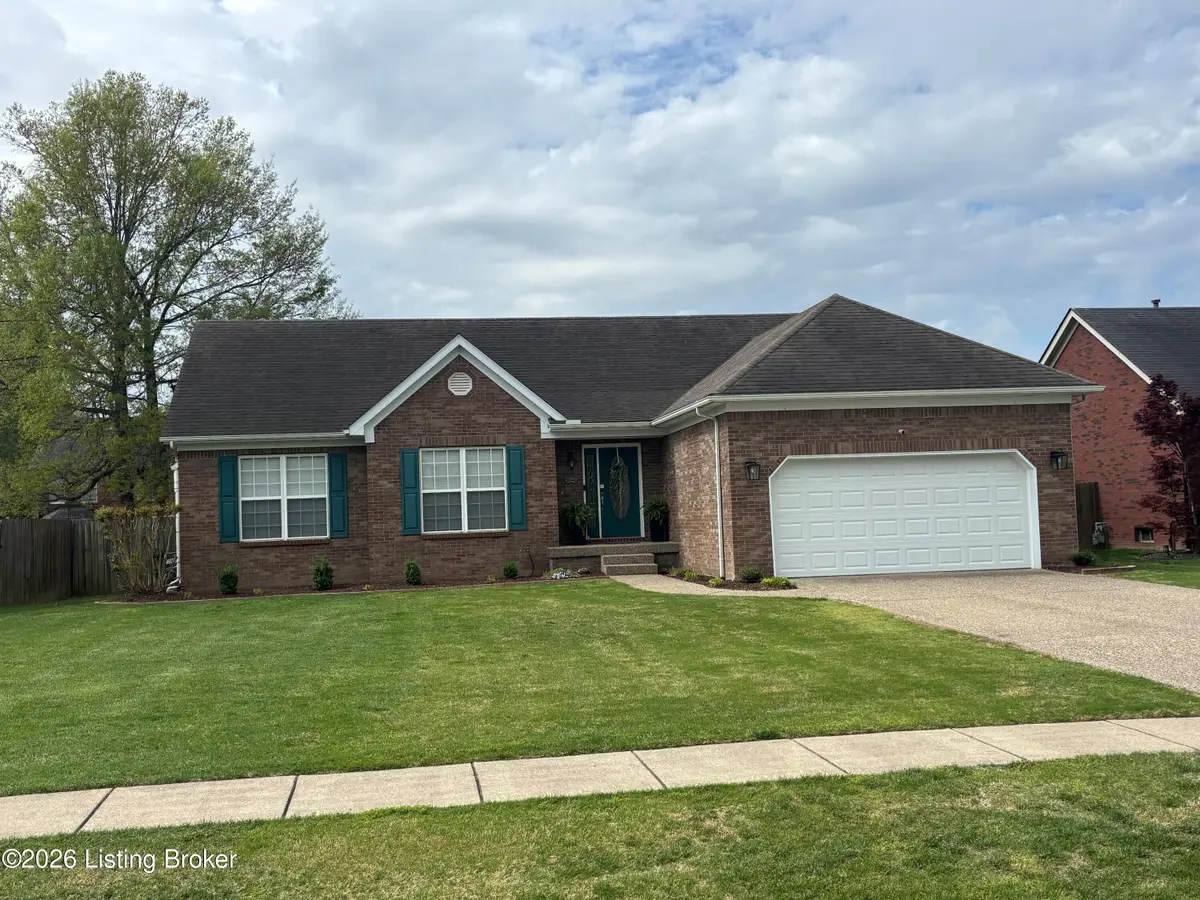 389 Spring House Ln, Louisville, KY 40229 - #1