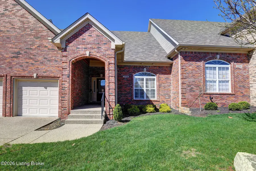 3336 Ridge Brook Cir, Louisville, KY 40245 - #2