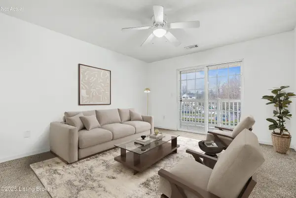 9303 Stonestreet Rd #214, Louisville, KY 40272