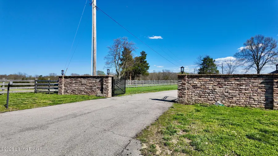 2139 Mobley Mill Rd, Coxs Creek, KY 40013 - #2