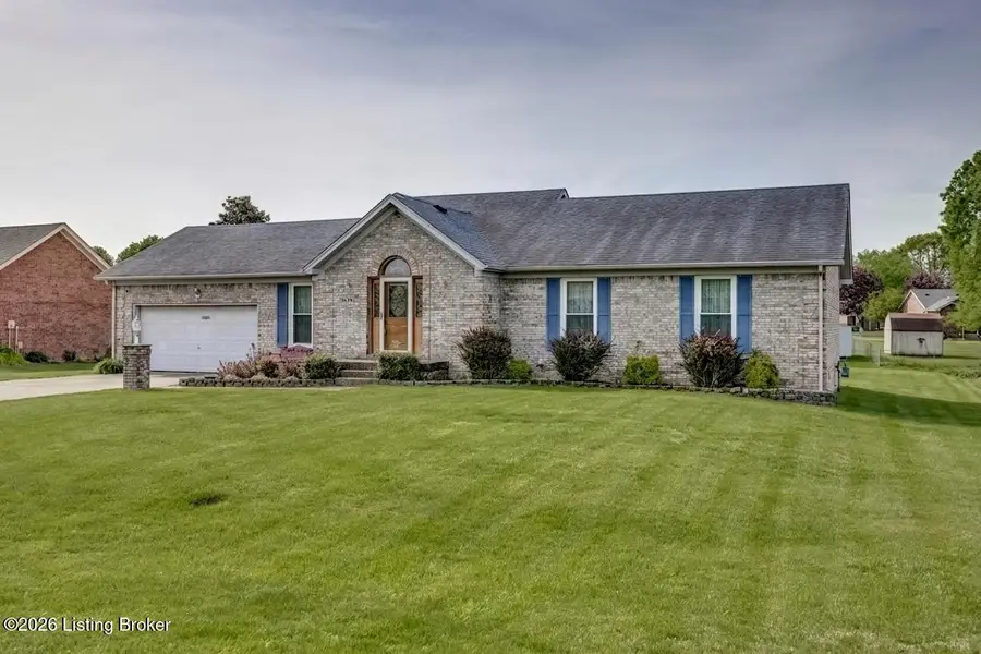 4628 Springdale Ct, Louisville, KY 40229 - #3