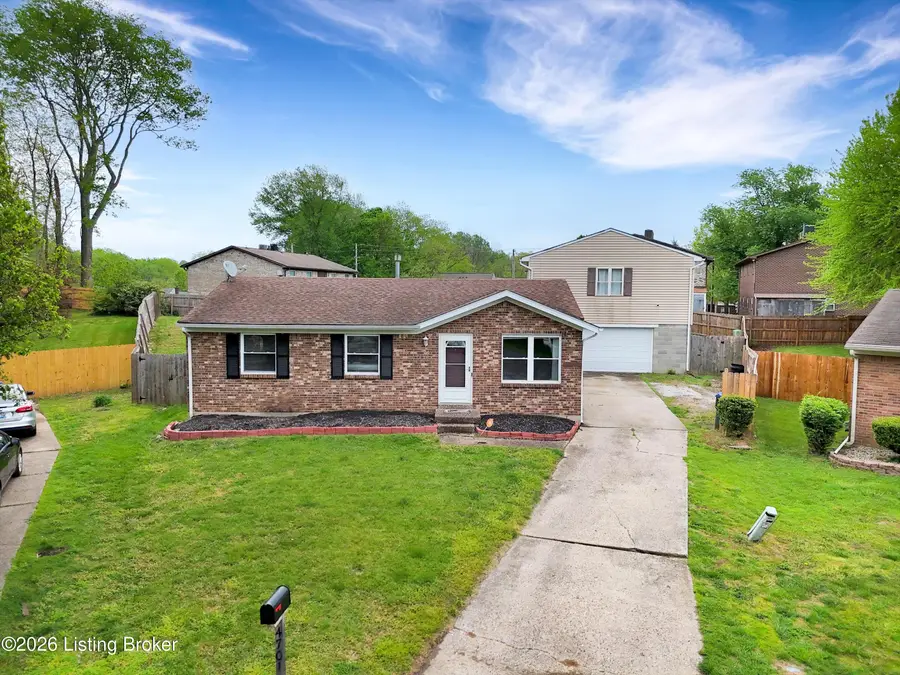 4701 John Law Ct, Louisville, KY 40272 - #2