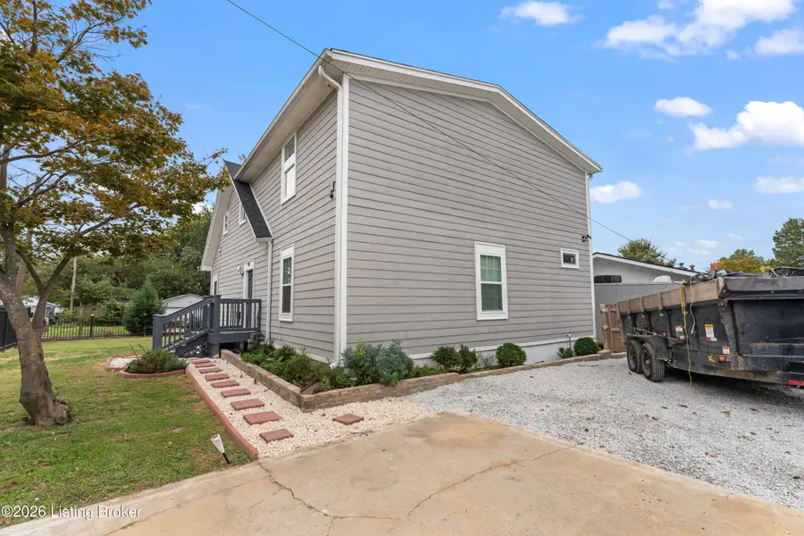 1301 Strader Ave, Louisville, KY 40215 - #3