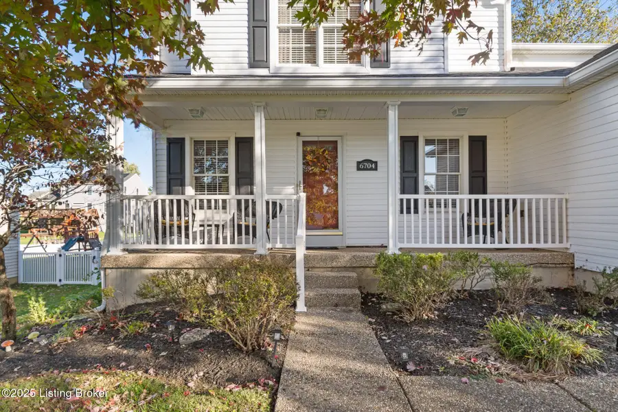 6704 Bluffview Cir, Louisville, KY 40299 - #3