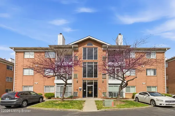 3721 Bardstown Rd #APT 303, Louisville, KY 40218