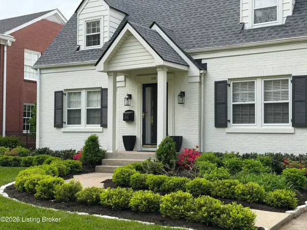 4029 Saint Ives Ct, Louisville, KY 40207