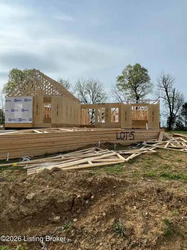 5 Hope St, Mt Washington, KY 40047