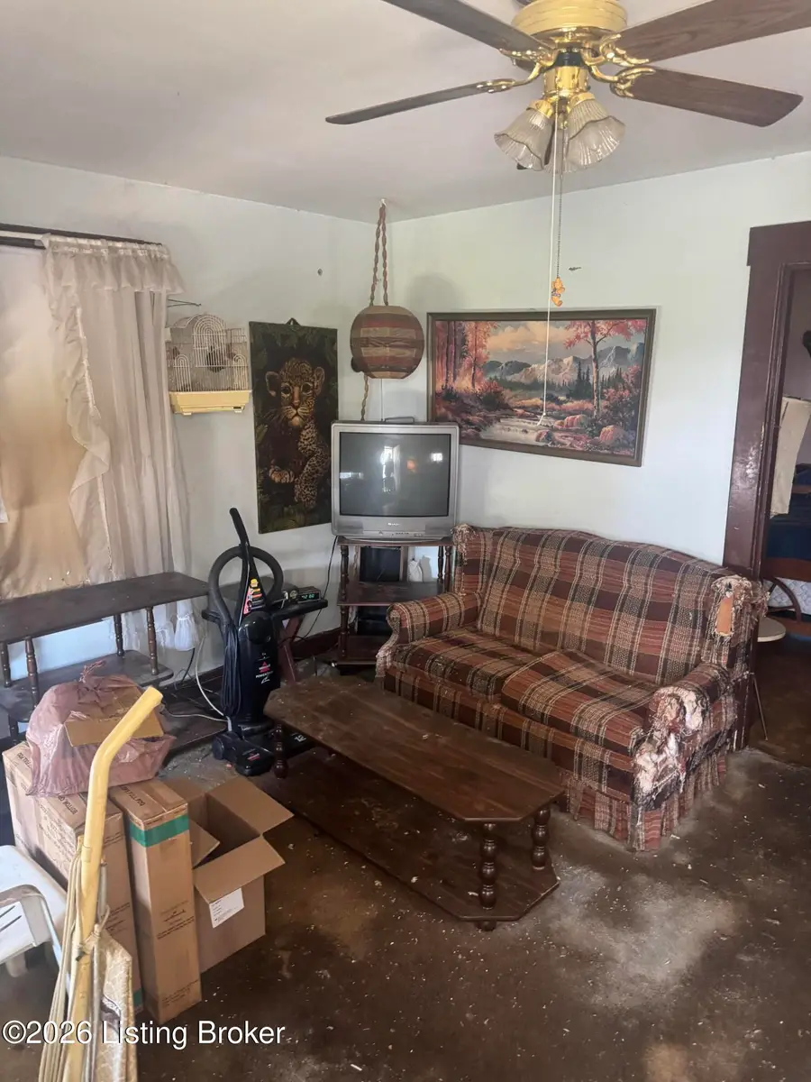 125 N 29th St, Louisville, KY 40212 - #2