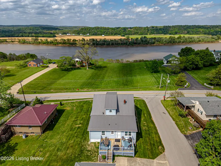 405 Lawrence St, Brandenburg, KY 40108 - #3