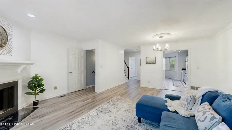 24 Gardiner Ct, Louisville, KY 40205 - #2