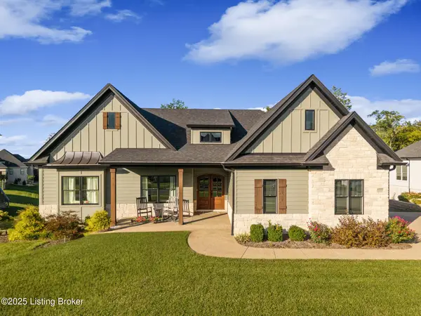 17511 Shakes Creek Dr, Louisville, KY 40023