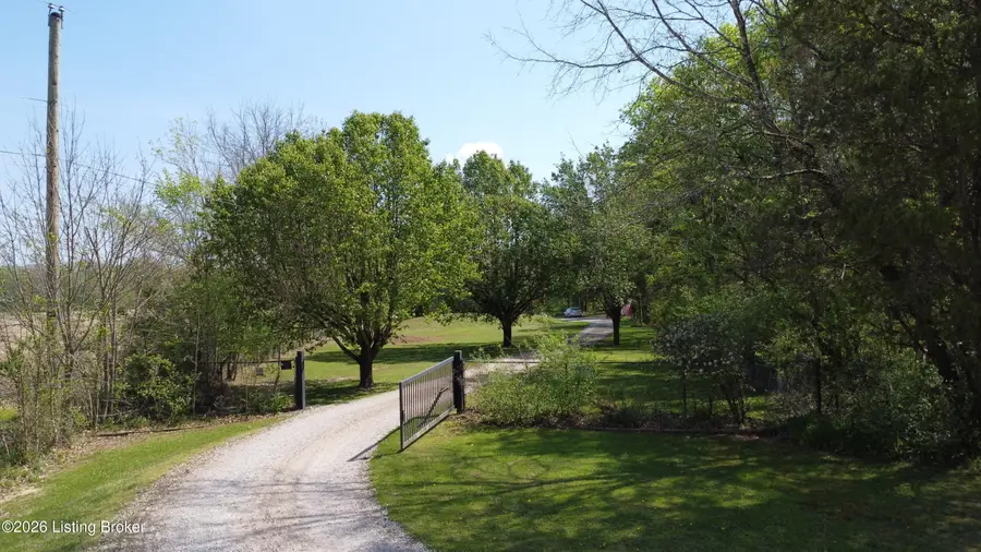 2260 Lower Colesburg Rd, Elizabethtown, KY 42701 - #2