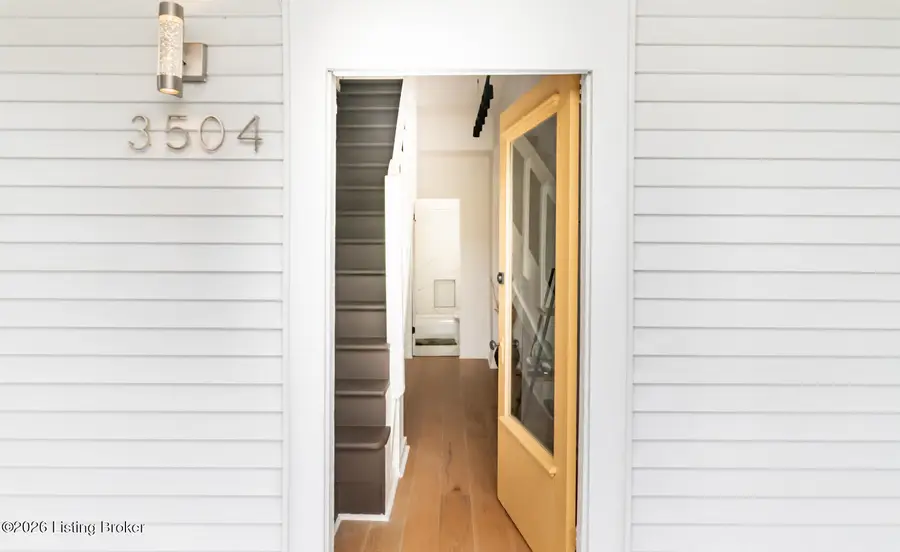 3504 Blanton Ln, Louisville, KY 40214 - #3