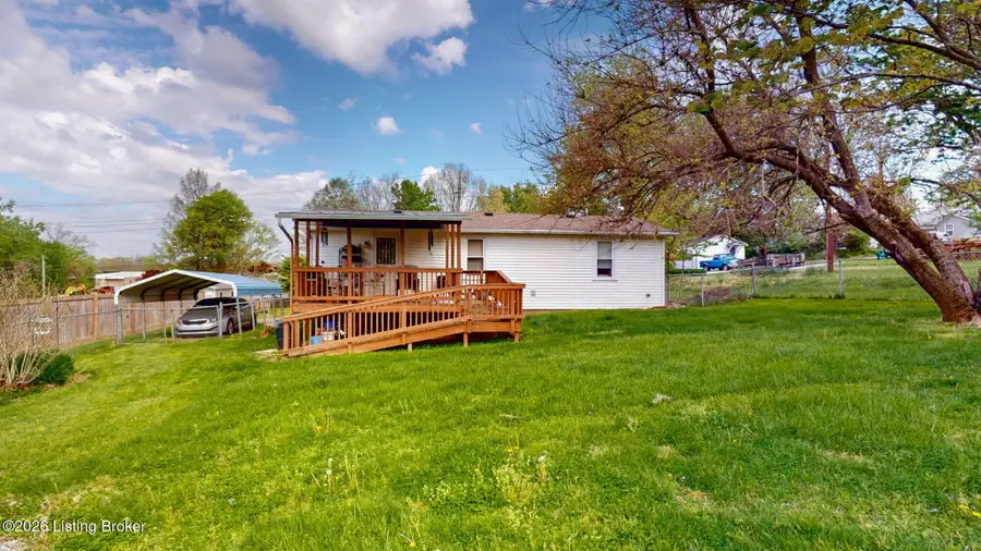 102 Cherry St, Vine Grove, KY 40175 - #2