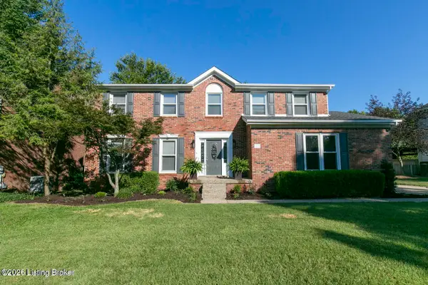 1112 Juniper Springs Dr, Louisville, KY 40242