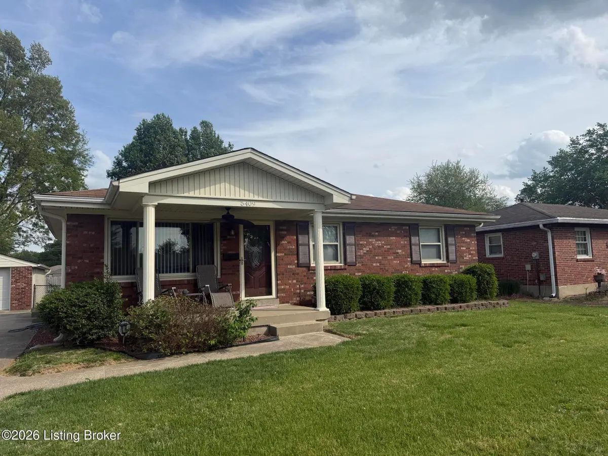5409 Matterhorn Dr, Louisville, KY 40216 - #1