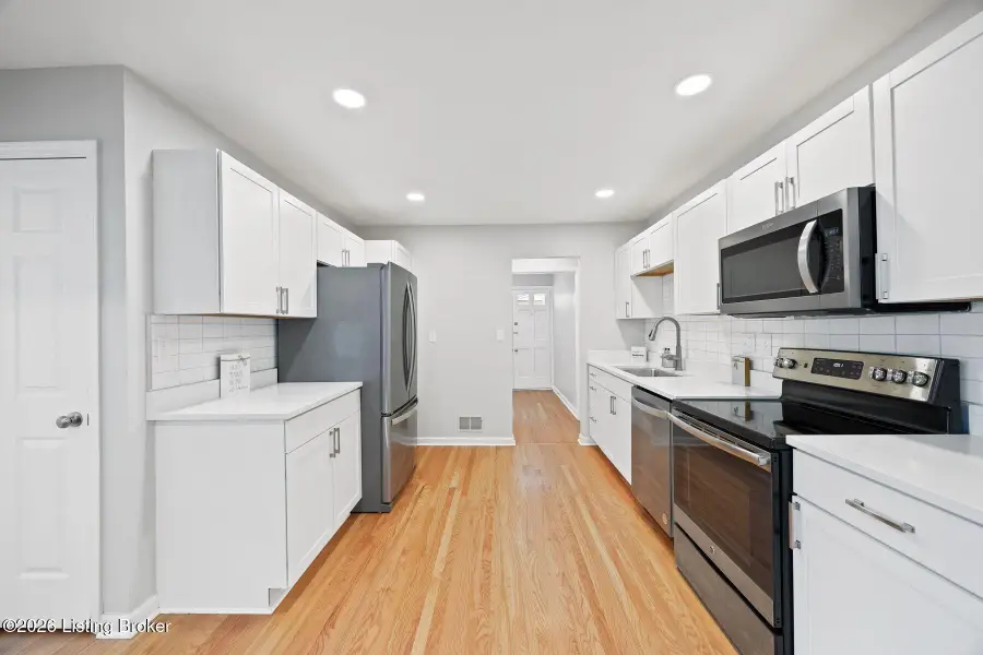 9706 Lanesboro Way, Louisville, KY 40242 - #3