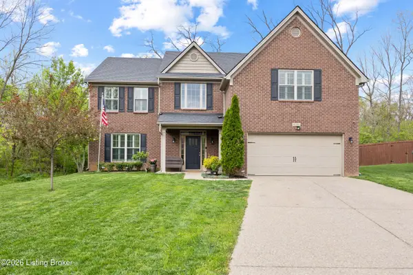 6701 Chestnut View Ct, Louisville, KY 40229