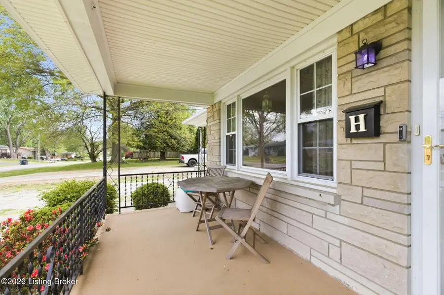 5708 Tamarack Ln, Louisville, KY 40258 - #3