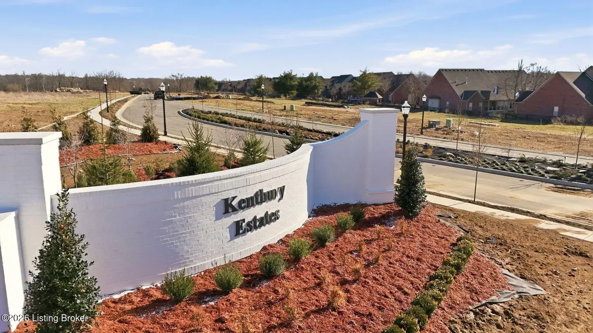 28 Littlecote Ln, Louisville, KY 40245 - #1