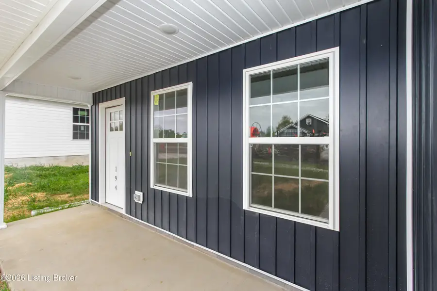 194 Charles Carr Dr, Harrodsburg, KY 40330 - #2