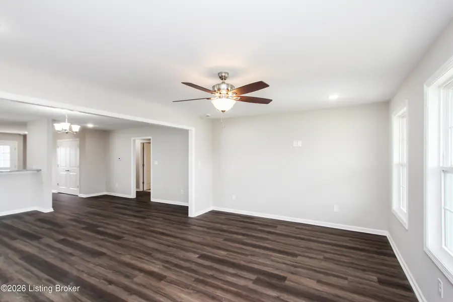 194 Charles Carr Dr, Harrodsburg, KY 40330 - #3