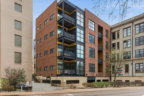 121 N Martin Luther King Blvd #206, Lexington, KY 40507